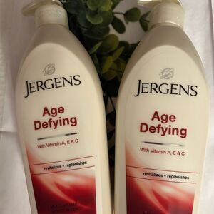 🛍️Jergens Age Defying Moisturizer with Vitamin A, E & C - Cream💥